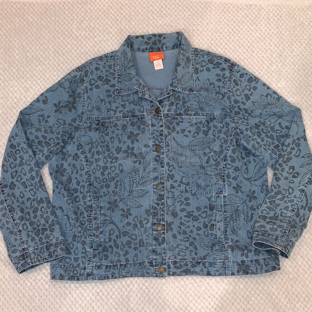 Printed denim jacket